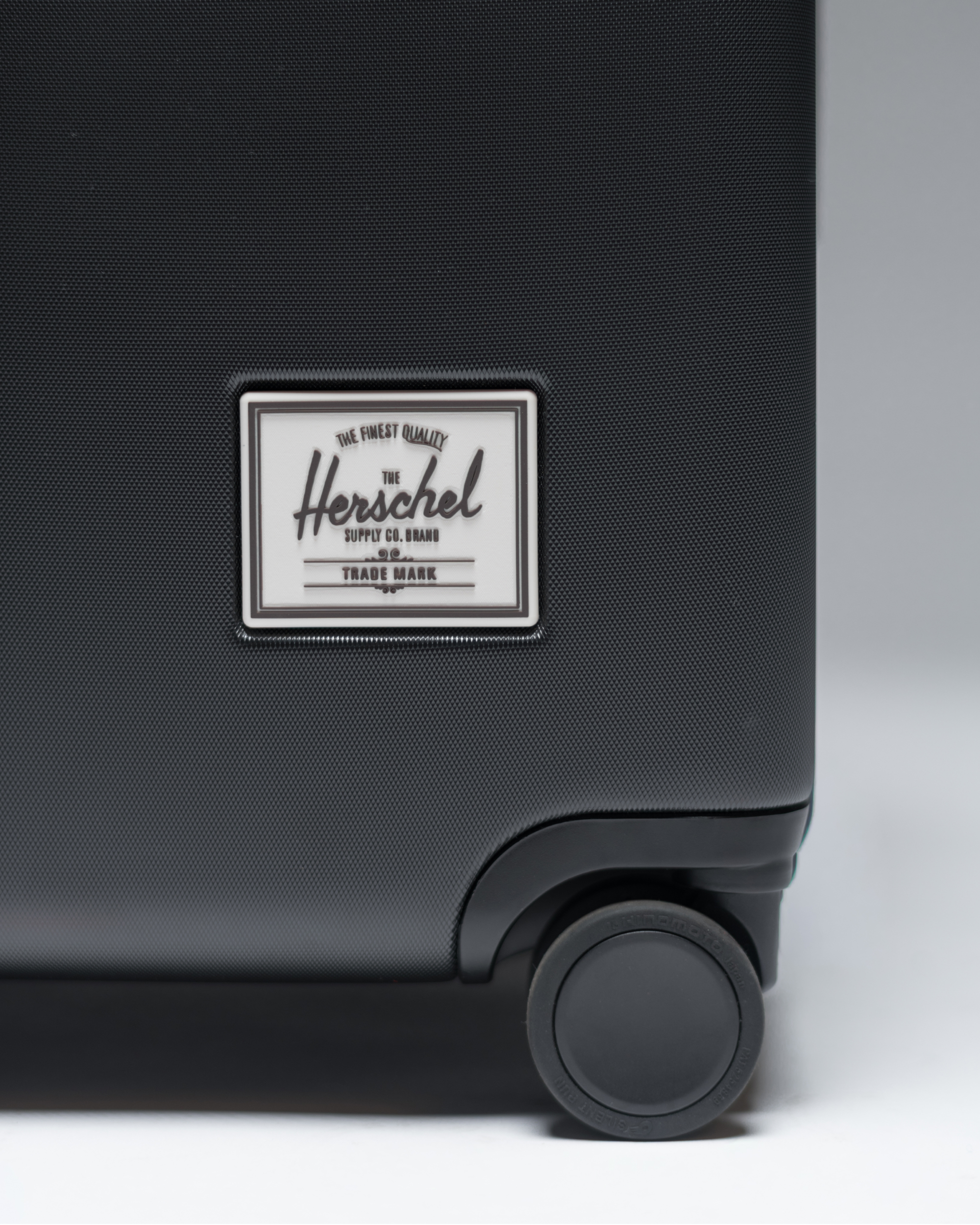 Herschel Heritage™ Hardshell Luggage | Large - 95L - Image 4