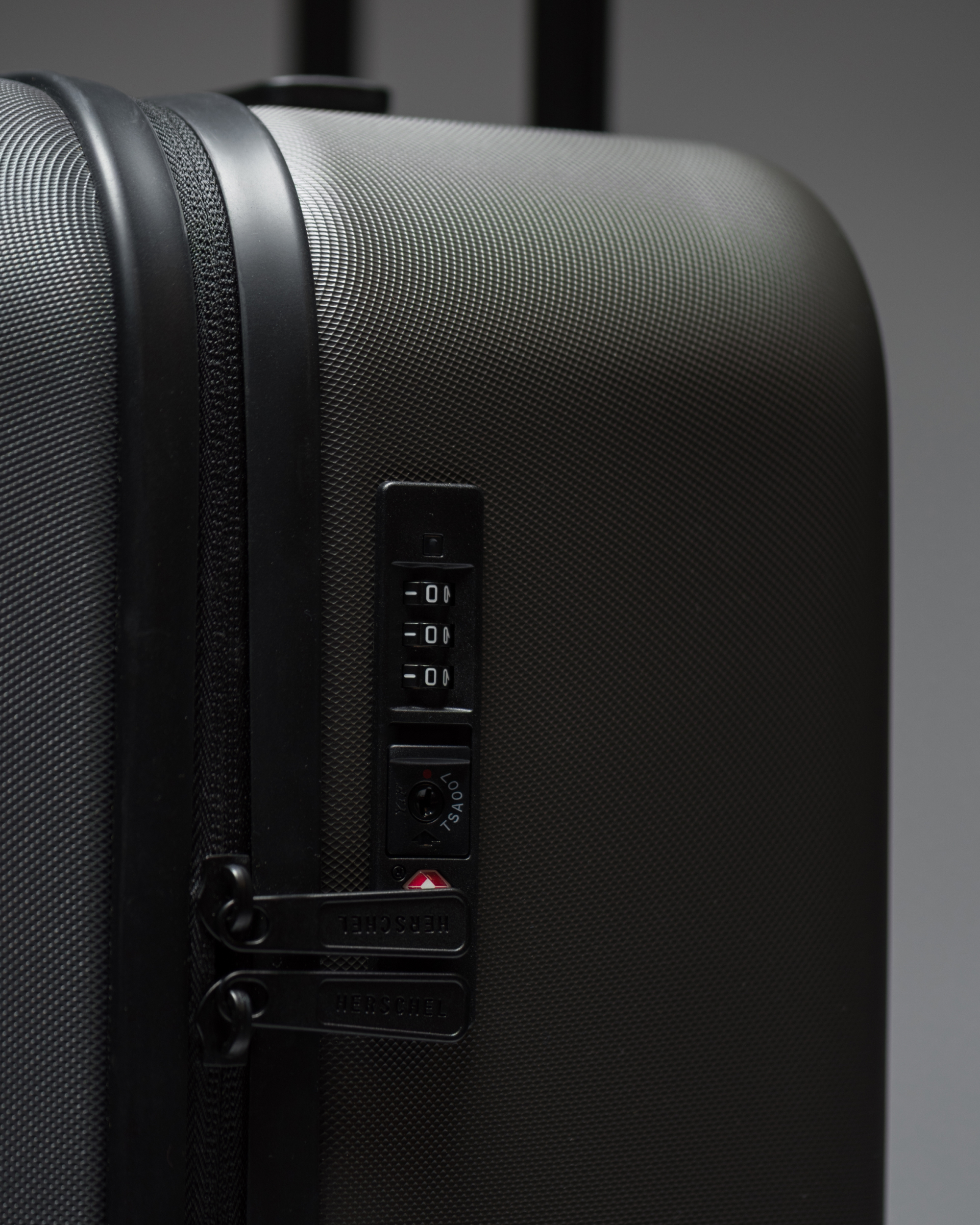 Herschel Heritage™ Hardshell Luggage | Large - 95L - Image 5