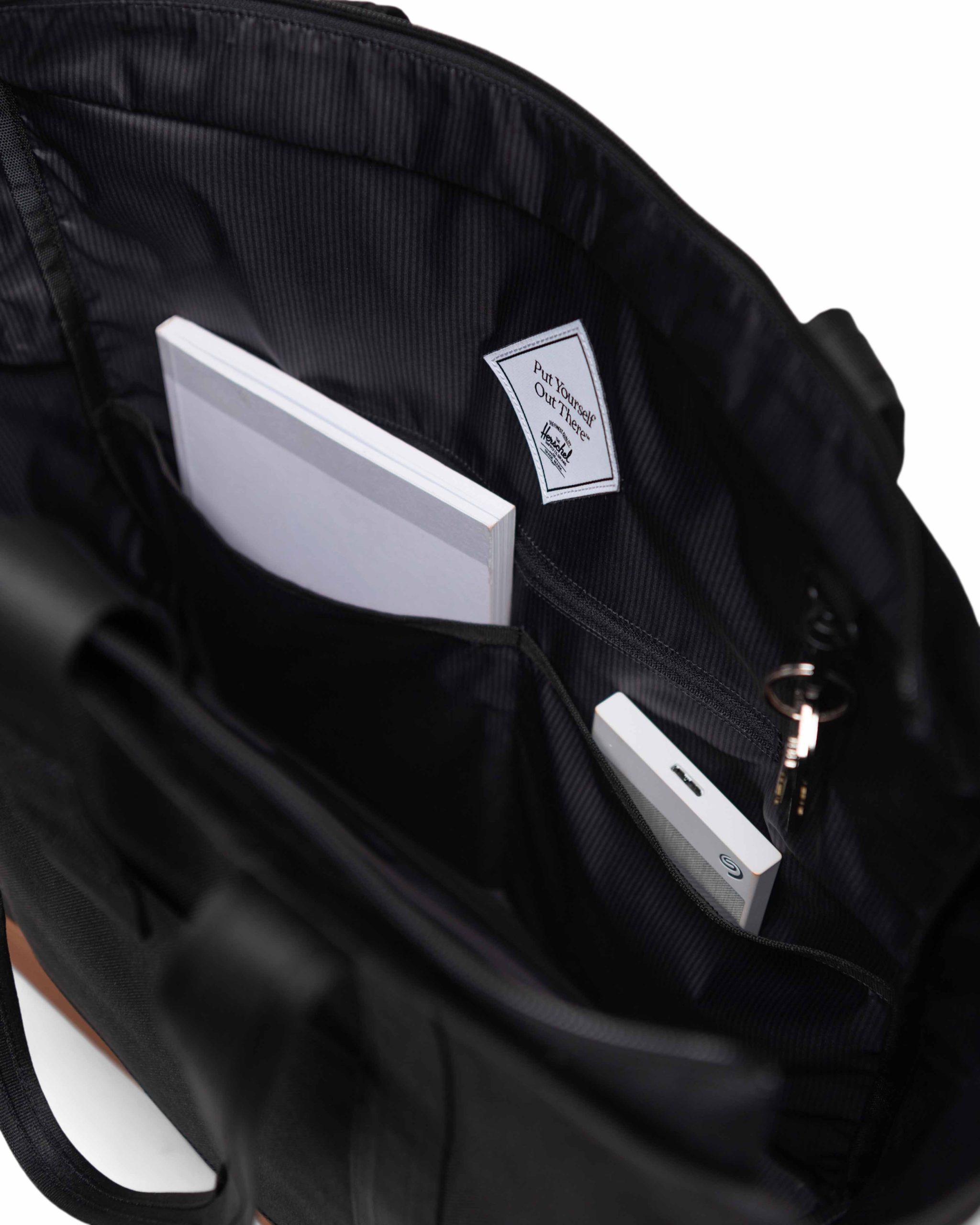 Herschel Heritage Tote - 24.5L - Image 6