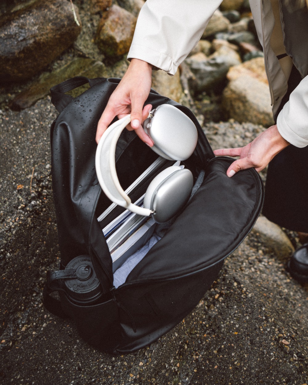 Alberni Backpack | Weather Resistant - 24L - Image 2