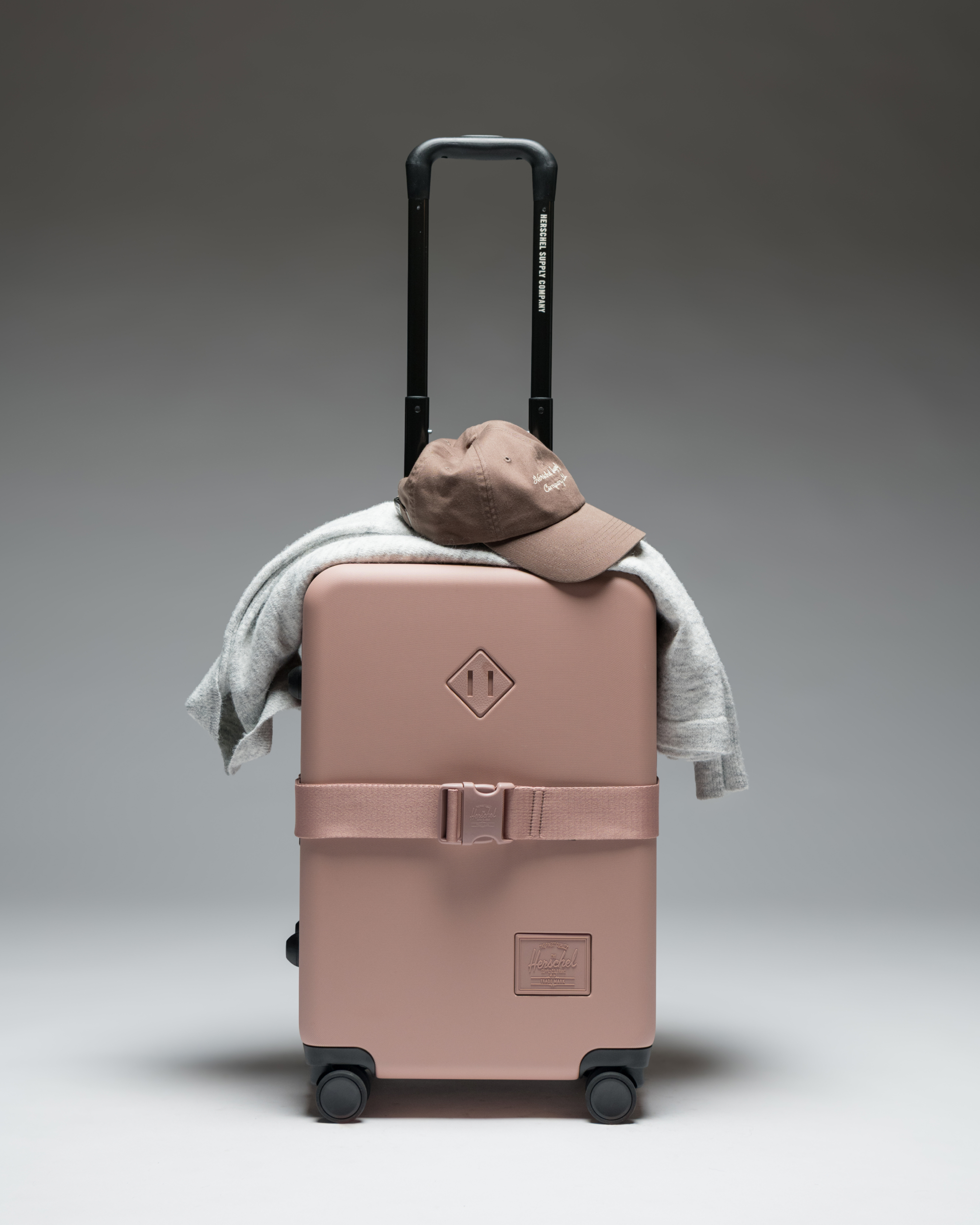 Herschel Heritage™ Hardshell Large Carry On Expandable - 42L